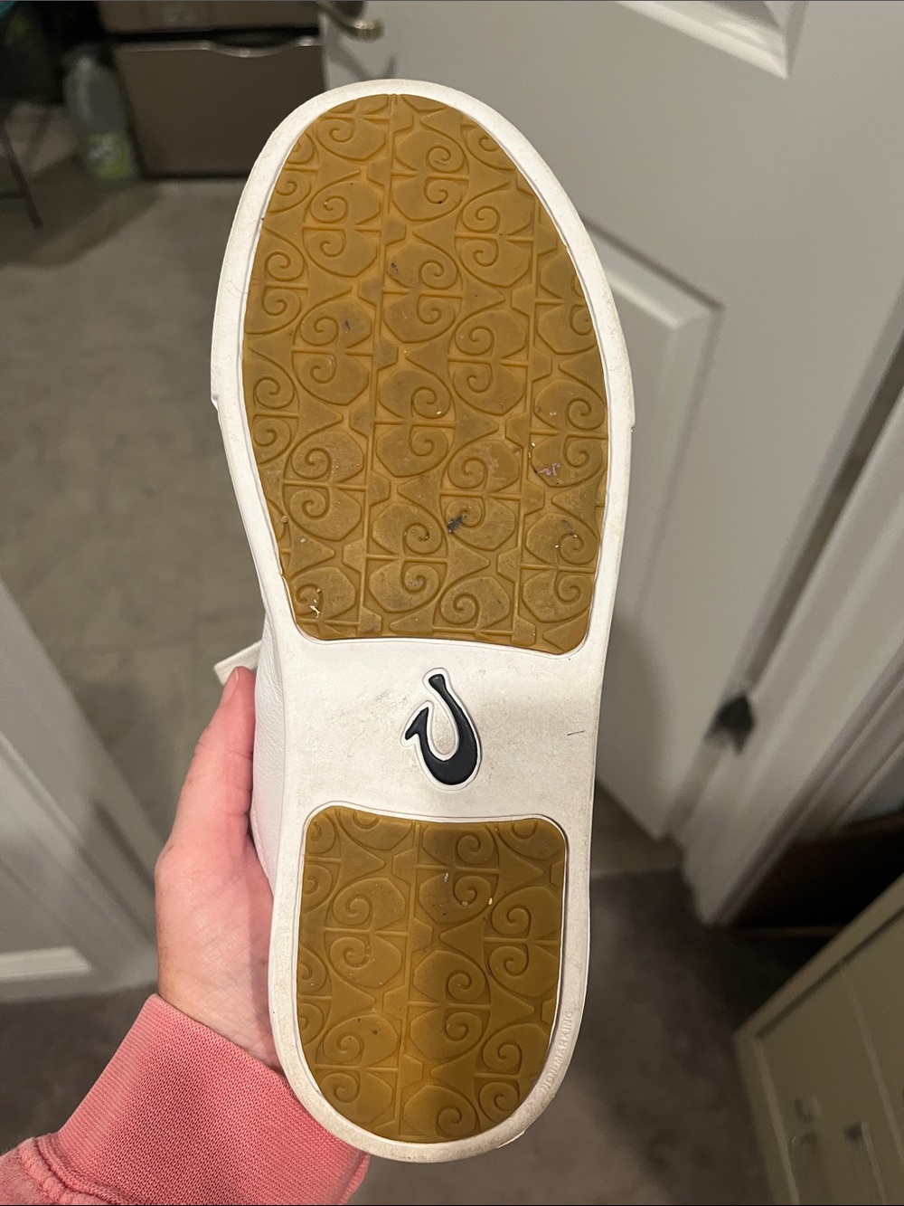 Olukai White Leather Woman’s Casual Sneakers - Picture 7 of 9